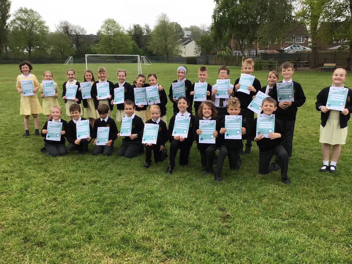 This week, Year 4 received their ⁦@CRESTAwards⁩ certificate and badge for all the hard work they’ve been putting in to their outdoor learning. Well done Year 4!