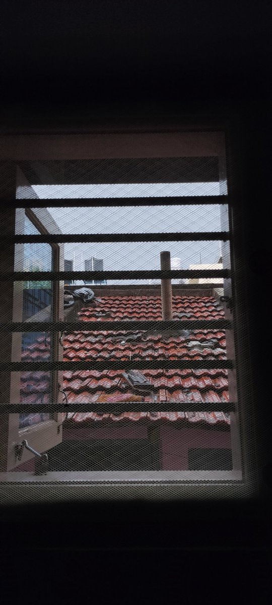 ArpithaS99's tweet photo. Close a door and open a window after rain effect 😍 https://t.co/Zv9ZKCny4O