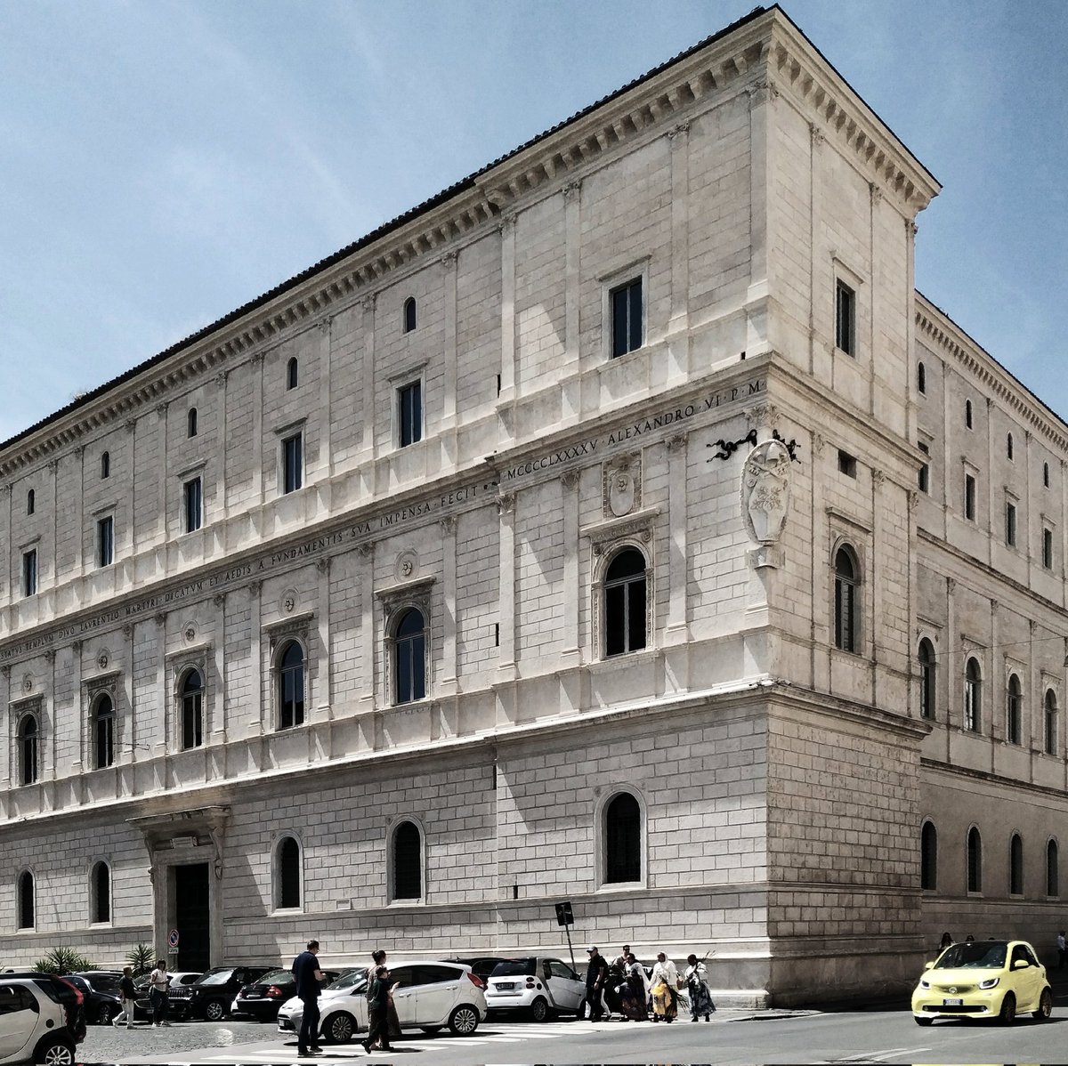 Palazzo della cancelleria
Aprile, 2024

#architecturephotography