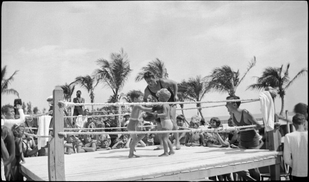 We're ending #ArchivesGames with the questionable sport of toddler boxing! The Kennedy family belonged to a club in Palm Beach that had an annual boxing match for its members' young sons 😐 Here’s a 3-year-old Ted Kennedy in the ring. jfklibrary.org/asset-viewer/a… © JFKLF