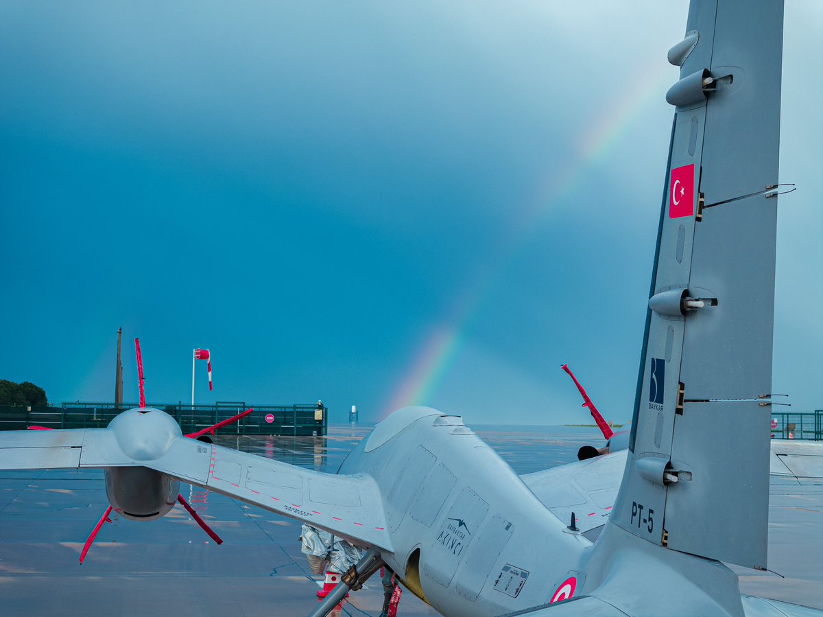 BaykarTech's tweet photo. 🗓️03.05.2024
📍 ÇORLU 🌈
Bayraktar #AKINCI ✈️🐳🚀 https://t.co/Q7NyEPg05w