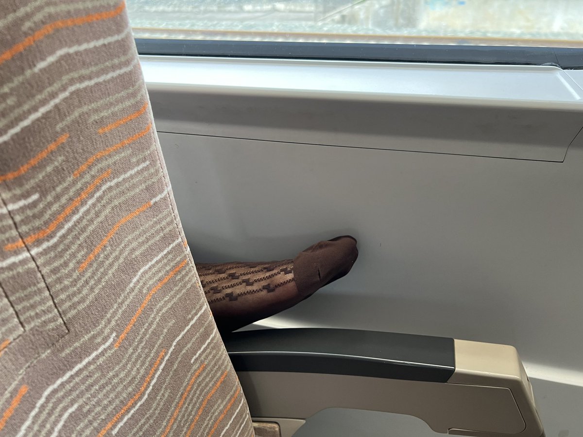 蓉锦时年 tweet media