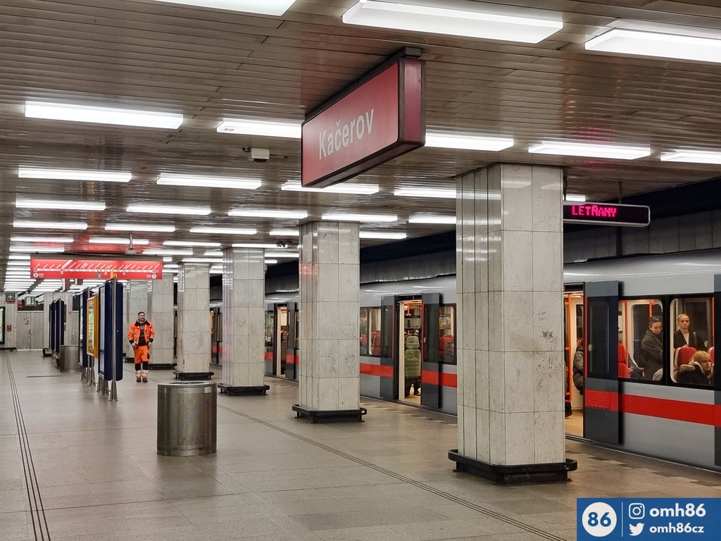 🗨️ Pražské metro slaví 50 let. V roce 1974 vyjely soupravy metra z Kačerova na Florenc.
🇨🇿 Praha 4, Kačerov