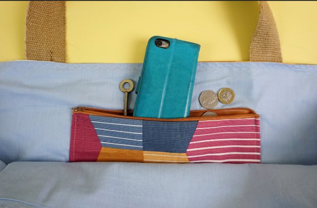 Yoga for him or her? Handmade yoga mat bag with zipped pocket for your valuables - more choice online zebramingo.etsy.com/listing/152283… #womaninbizhour #yogaeveryday #smilett23