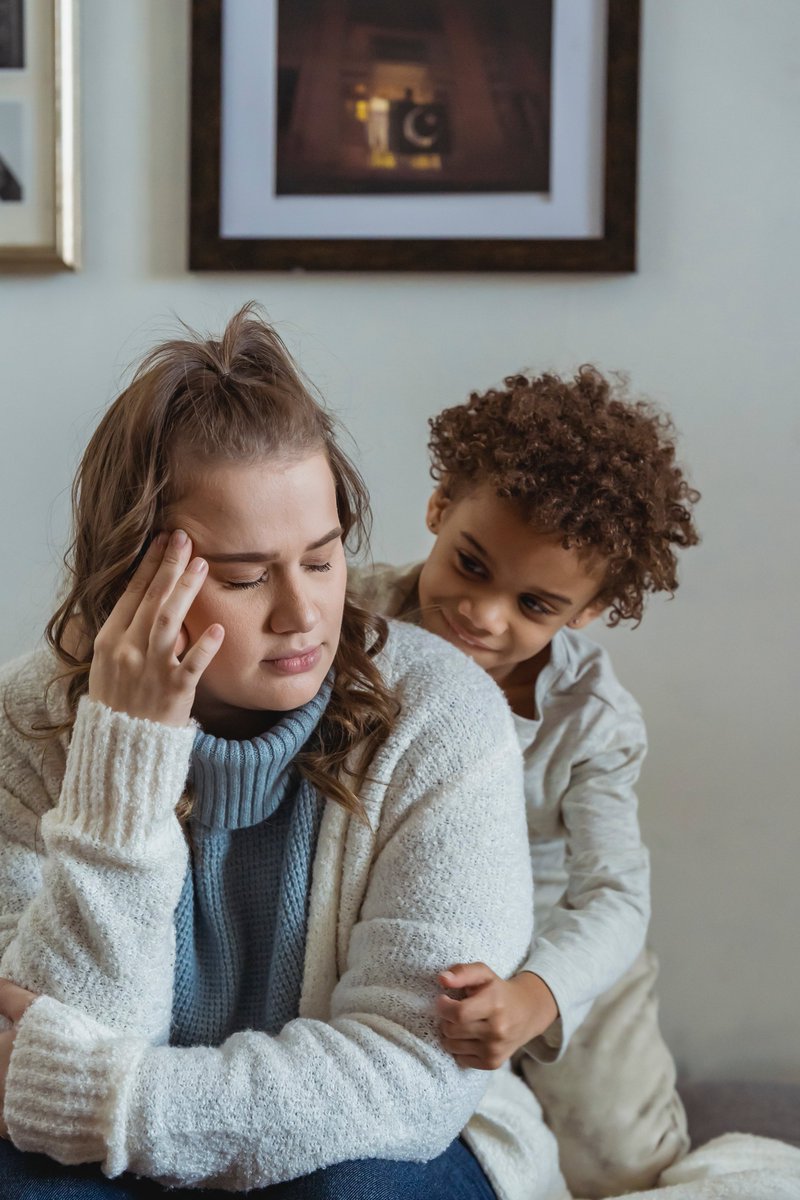 Understanding the intersection of burnout, therapy, and parenthood: Strategies for maintaining well-being as a mom navigating dual roles in the mental health field. #spinnr #motherhood #support #mentalhealth #friendships Read more: t.ly/N3pQE