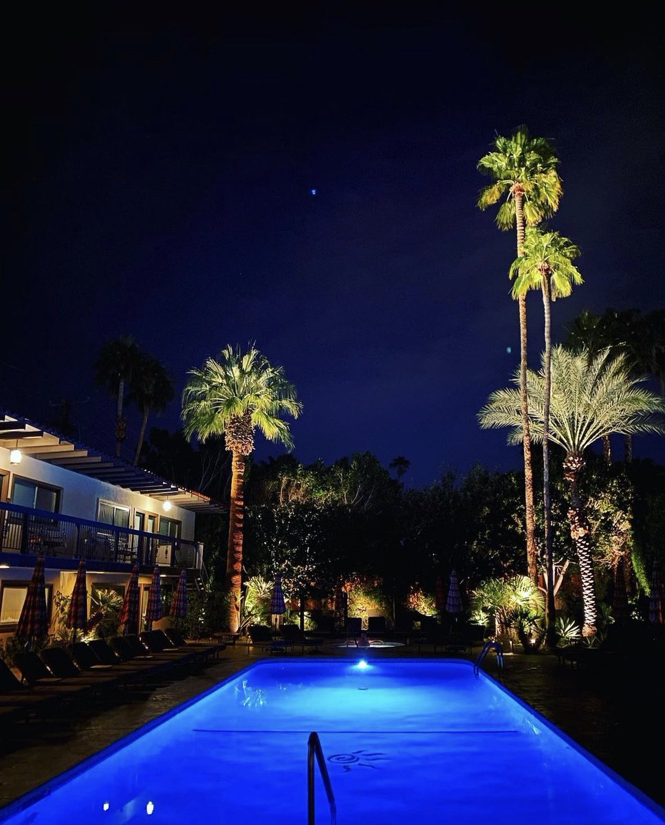 Palm Springs
Coachella Valley Photo! - by santiagoresort