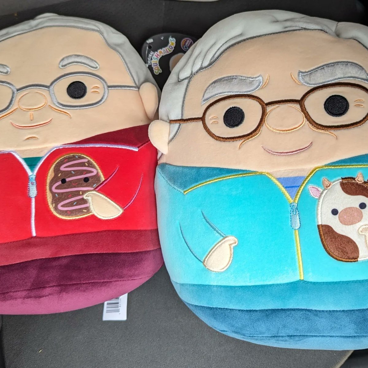 The 2024 Berkshire Hathaway shareholders meeting Squishmallows set!

#squishmallows #berkshirehathaway #berkshire2024