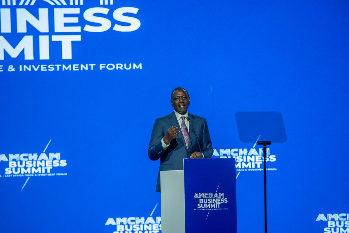 The #AMCHAMSummit culminated with a keynote speech by the Chief Guest, His Excellency President @WilliamsRuto, which highlighted Kenya's commitment to cultivating an environment conducive to trade and investment between Kenya & the U.S. Full video here: bit.ly/3y3qtGR