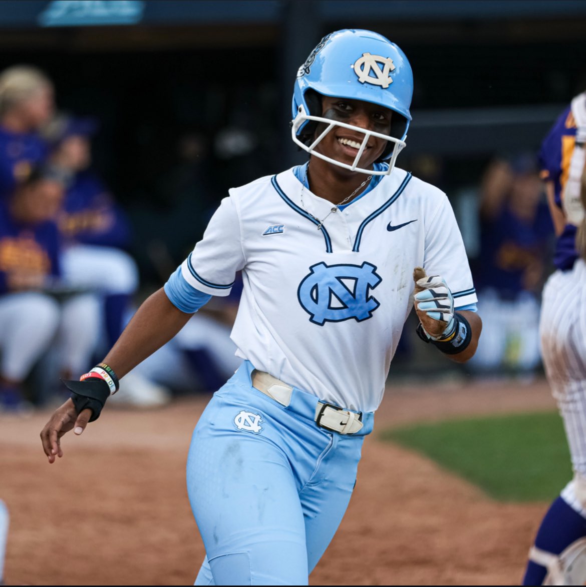 Sanaa appreciation post ✨ Our freshman outfielder finished the regular season batting .406 with 52 hits, 34 runs, 7 doubles, 2 triples, 5 home runs, 34 RBI and 20 walks 🔥 She has the most hits by a Tar Heel freshman since 2015! #GoHeels