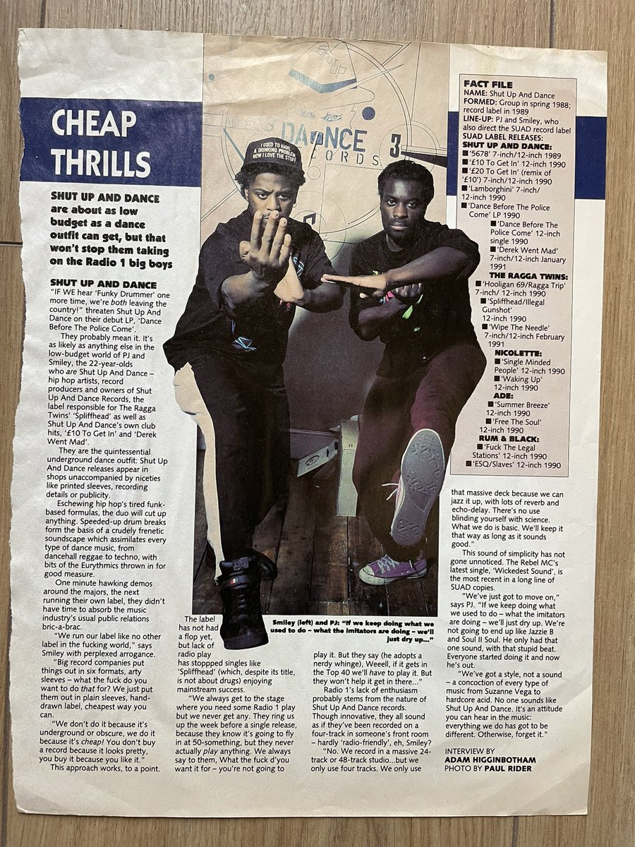 empefour's tweet photo. @vickyrolph89 One of my favourites. I played it a lot as you can see by the cover. I kept an article about them from that time in the sleeve. Happy days! https://t.co/sbSVUIjLJh