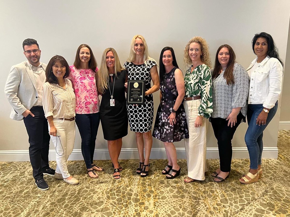 Suncoast shines at the Volunteer & Business Partner Awards. The Iconic Suncoast Foundation was named a gold medalist in the Business Partner in Education Award! 🏆🎖️