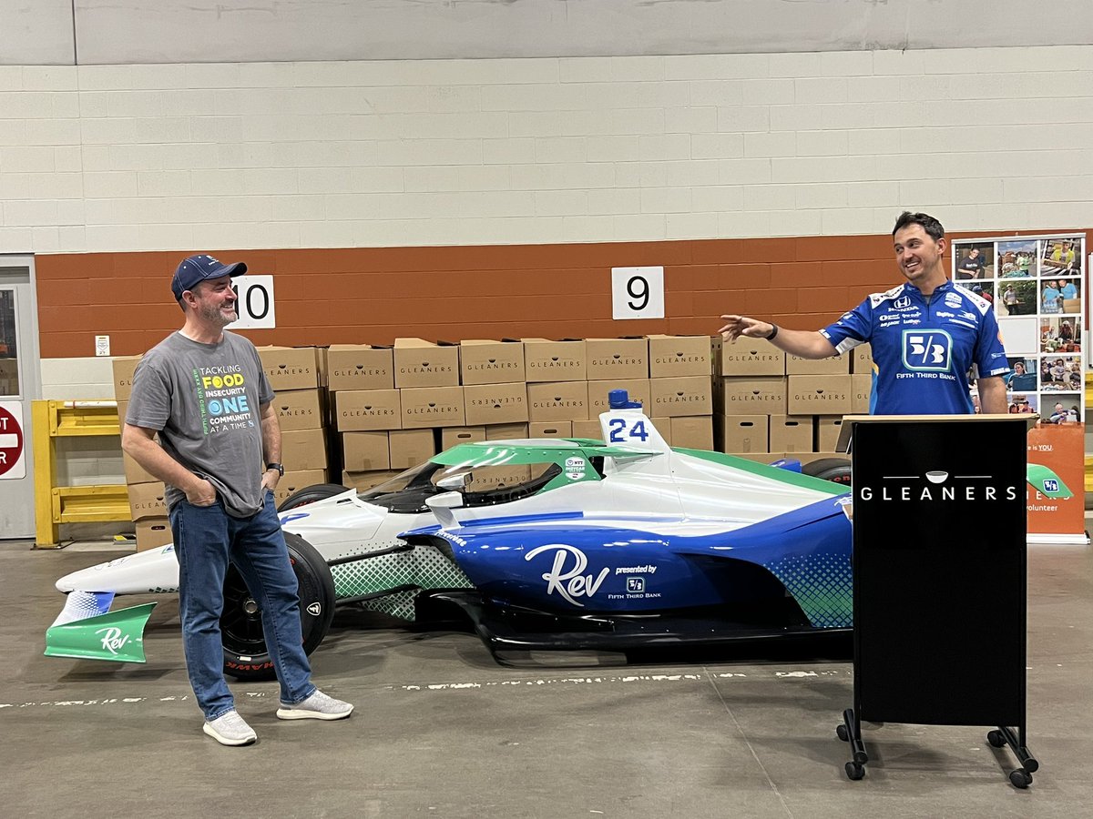 Today we got celebrate #53Day by fighting food insecurity with @FifthThird! Thank you for letting us help pack boxes at @GleanersFBIndy! @GrahamRahal • @IndyCar