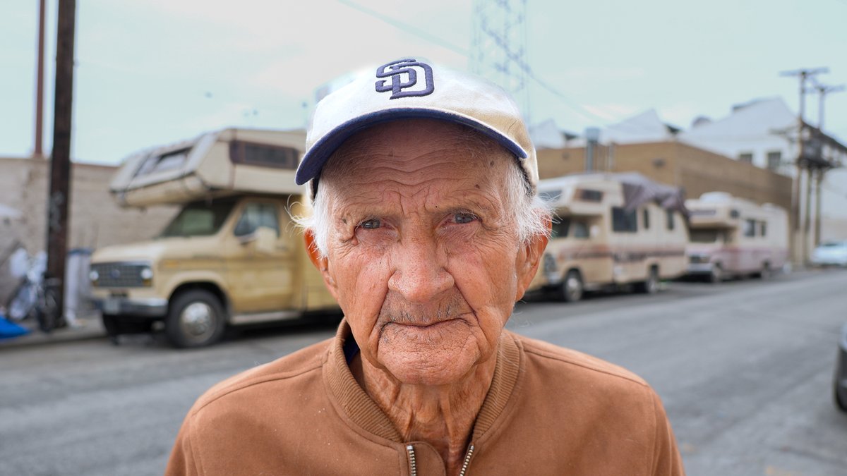 Wendell is an 80-year-old retired veteran who finds himself facing the harsh realities of homelessness in Los Angeles. youtu.be/HpnycehXFP4?si… After a life marked by service and sacrifice, including the heartbreaking loss of one son in the Afghanistan war and another in a tragic…