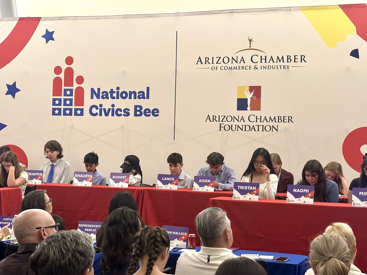 Round 2 of the #NationalCivicsBee in AZ & it’s clear these kids are smarter than a lot of adults. Very impressed with their knowledge - these are tough questions! 🇺🇸👏