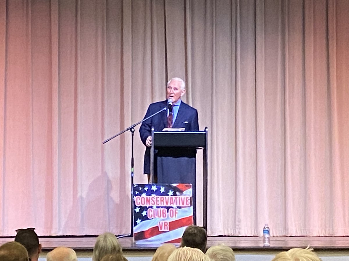 Vicky and I attended a very interesting talk by Roger Stone hosted last night by the Conservative Club of Valencia Reserve. Many thanks to Roger for the great shout out!