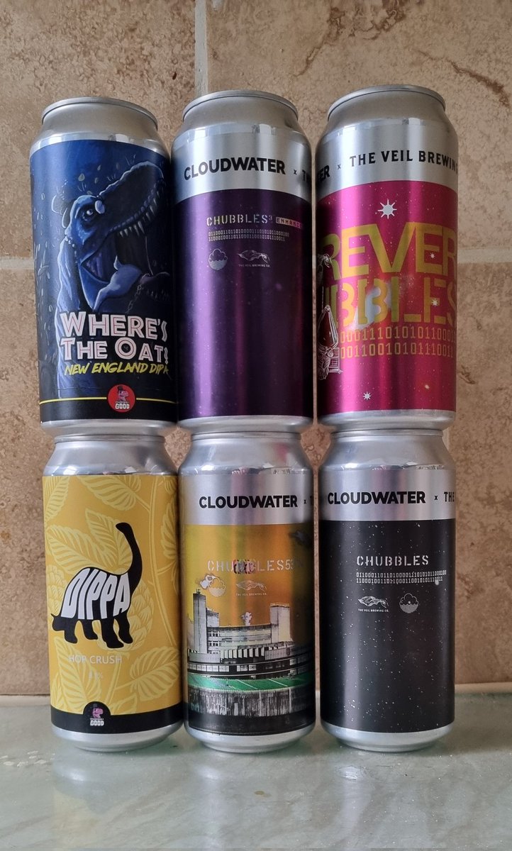 Good beer haul tonight. Picked up a couple of new beers from  @StaggeringBeer and a few different versions of @cloudwaterbrew Chubbles. 🙂