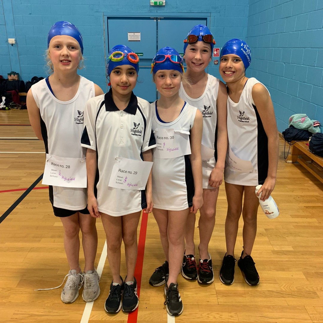 Yr3,4& 5 competing at The Marist School annual biathlon. 🏊🏼‍♀️ Swam in the lovely heated pool 🏃🏼‍♀️🏃🏽‍♀️Quick change and a run through the woods. First time competing in this event for all of our girls, and they were absolutely fantastic!! @themaristschool @chatsworthschls