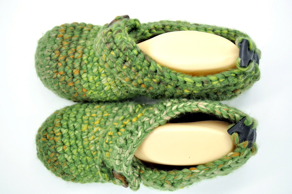 Women slippers with 100% leather soles House shoes for ladies, Christmas gift idea Ready to ship US 9.5 - 10.5 tuppu.net/16652753 #instagood #photooftheday #love #RoseDay #beautiful #woolsocks #AIPoweredS24 #tbt #artistaasiatico #picoftheday #GiftForHer