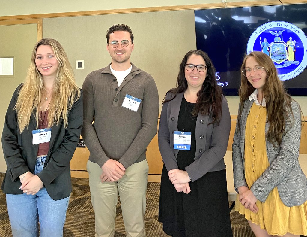 Check our our @HaubEnviroLaw students Lauren Lynam, Dan Krupa & Elizabeth Mazza at the @ABAesq SLG Conference being acknowledged for their contributions to the Urban Lawyer journal as Editors-in-Chief! @LandUseLC Dir. & SLG Section Chair, Prof. Jessica Bacher, looking #PaceProud!