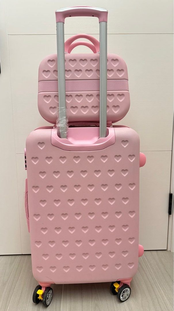 hello kitty luggage