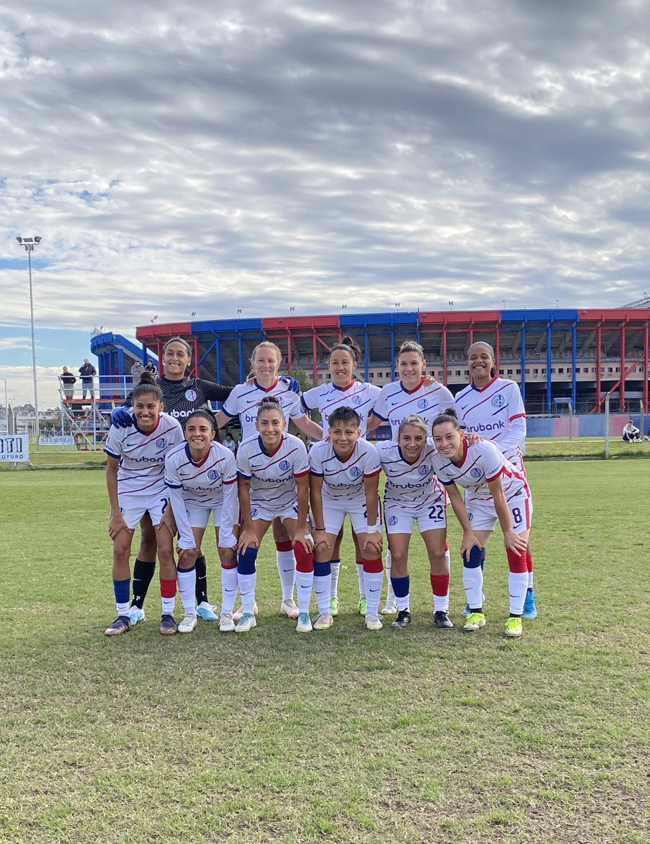 ⏱ ¡Comenzó el partido!

#SanLorenzo ya juega ante Platense, por la octava fecha del Torneo Apertura, en Ciudad Deportiva

🔵💪🔴 #VamosLasSantitas