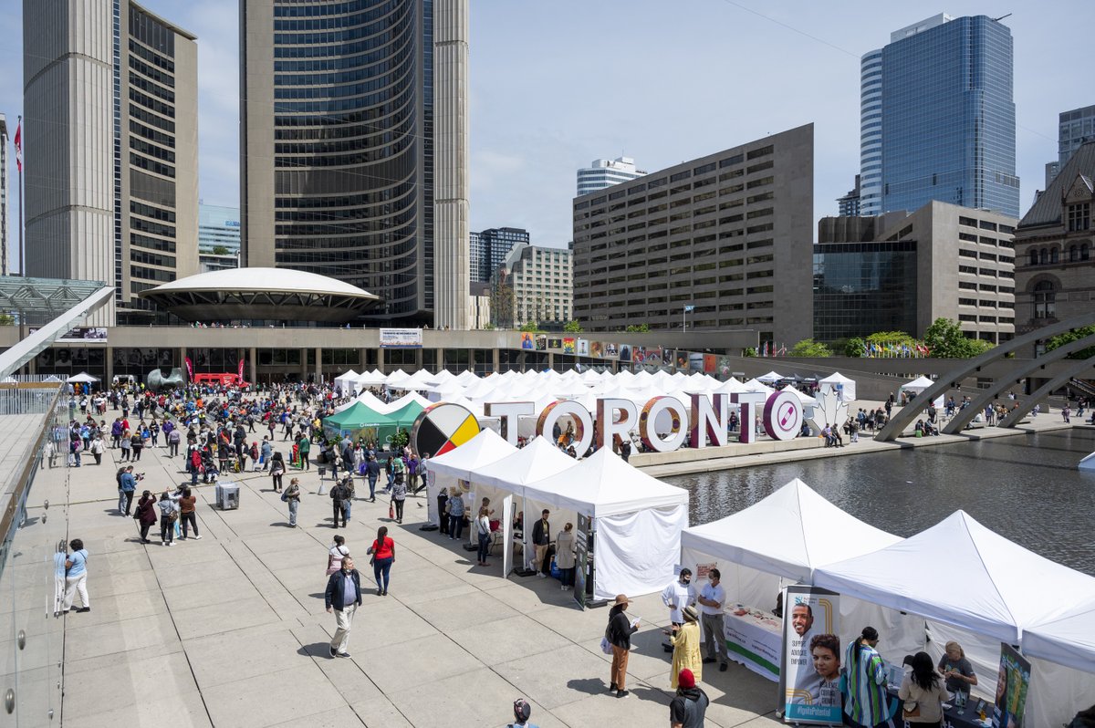 Every year, tens of thousands of people choose Toronto as their new home. We welcome all newcomers to our city & one way we celebrate them is at #TOnewcomerDay! On May 23 join the fun, food & festivities as we welcome newcomers. ▶️ toronto.ca/NewcomerDay