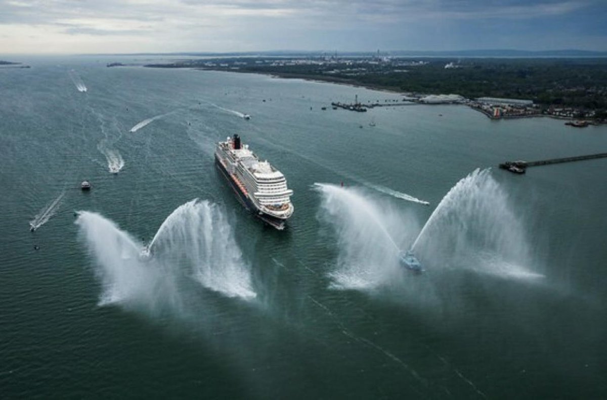 #QueenAnne, #Cunard's newest ship in 14 Years, arrives in #Southampton. paxnews.com/news/cruise/qu… #cruisenews #cruiseships