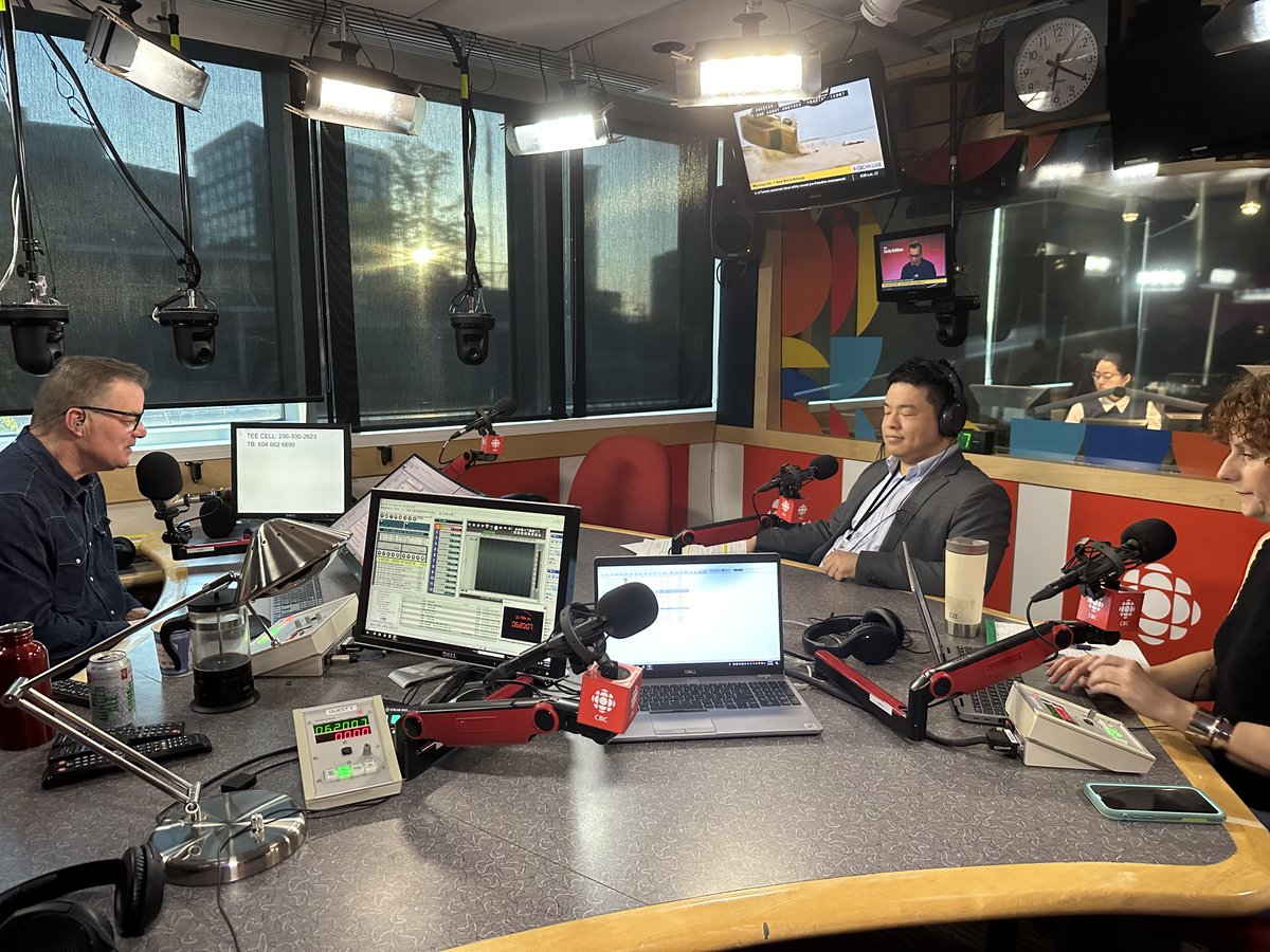 Thank you Stephen Quinn & the team @CBCEarlyEdition for having BCCFP President Dr. Wong on this morning! A great conversation on the importance of reducing the #adminburden for FPs in BC - and our sick note template with @BCFamilyDoctors. Listen back: cbc.ca/listen/live-ra…