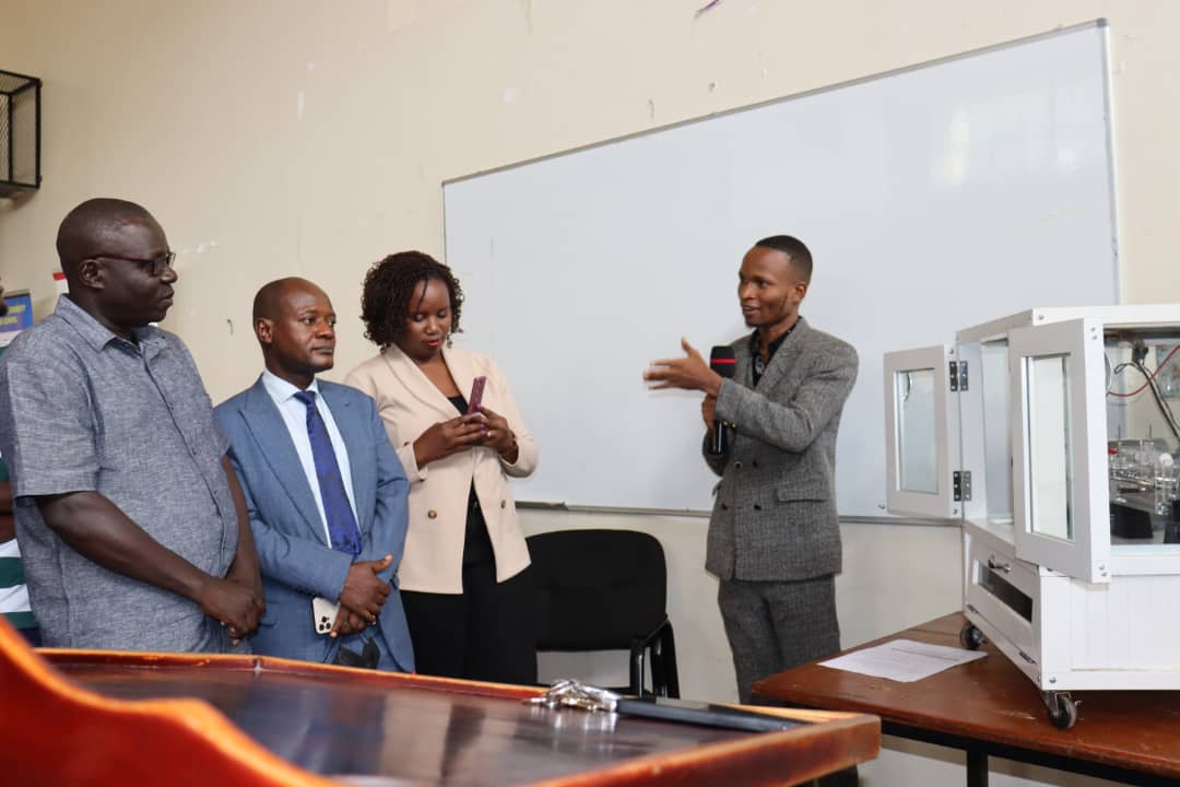 MUBS has developed an electrospinning machine. The machine is the first of it's kind in Uganda and was developed under the MAK-RIF 4 research grant. It will enable researchers to develop organic packaging and preservative materials. Thanks to @RIFMakerere and @GovUganda