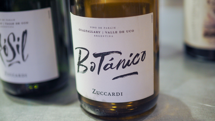 Zuccardi: meeting up with Sebastian who is making some of Argentina's most exciting wines wineanorak.com/2024/05/03/zuc… @SebaZuccardi @ZuccardiWines @RandRDrinkers @HatchMansfield