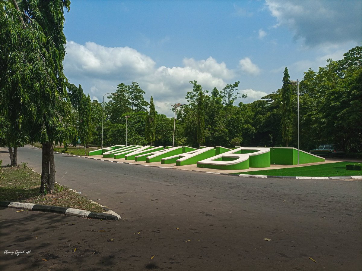 Landscapes, FUNAAB

Shared these beauties on IG&FB & it is only right to do so here too and also with the FUNAAB community

Ladies & Gentlemen, I give you one of the most beautiful campuses in Nigeria, The Federal University of Agriculture, Abeokuta
🧵
#CAMON30Series #LeadingRole