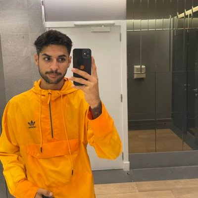 CubanetNoticias's tweet image. El colaborador de CubaNet,  Armando Sardiñas (@soy_armanditoo), ha sido citado este tres de mayo por la policía política para ser interrogado.
Mientras en el mundo se celebra el día de la libertad de prensa, el régimen cubano continúa acosando y reprimiendo a periodistas…