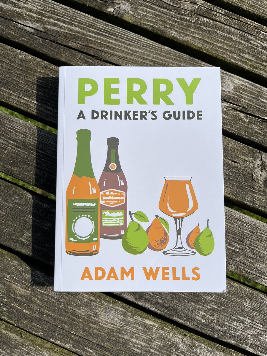Absolute joy to be at The Yew Tree <a href="/RossCider/">Ross Cider</a> for @Adam_HWells book launch! Such a fantastic read &amp; valuable resource for generations to come. If you haven’t got a copy yet you can order here: shop1.camra.org.uk/product/perry-… 🥂