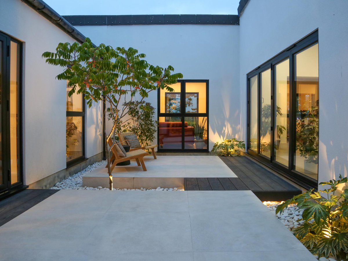 SwindyMiller's tweet image. Good evening! Hope you've had a FAB Friday?
I've updated my client's website: Sam Nattress Gardens this afternoon, adding 2 new STUNNING projects!
Go check them out, and watch the video too!
samnattress.co.uk/garden-design-… #WordPress #DiviTheme