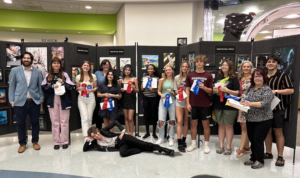 CTE in Sarasota County (@ctesrq) on Twitter photo 2nd annual CTE Design Art Show hosted by RHS Thursday night. Awards in 10 categories: Best in Show receiving an iPad and Ringling summer program gift. View the amazing art work until May 12th Selby library downtown. <a href="/sarasotaschools/">Sarasota Schools</a> <a href="/Riverview_HS/">Riverview HS</a> <a href="/VeniceHighSCS/">Venice High School</a> <a href="/yoursuncoast/">Suncoast Technical College</a> 2nd annual CTE Design Art Show hosted by RHS Thursday night. Awards in 10 categories: Best in Show receiving an iPad and Ringling summer program gift. View the amazing art work until May 12th Selby library downtown. <a href="/sarasotaschools/">Sarasota Schools</a> <a href="/Riverview_HS/">Riverview HS</a> <a href="/VeniceHighSCS/">Venice High School</a> <a href="/yoursuncoast/">Suncoast Technical College</a>