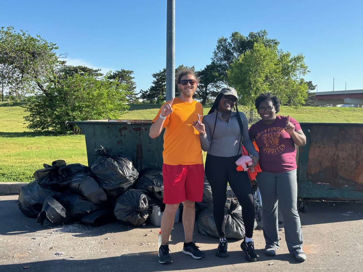 What an amazing way to close out #EarthMonth last week. Volunteers from Amazon’s OKC1 Fulfillment Center successfully removed 1,754 pounds of litter and debris from the Elm Grove Park and Wheeler Park wetlands. Thanks for helping keep our community a beautiful, healthy place.