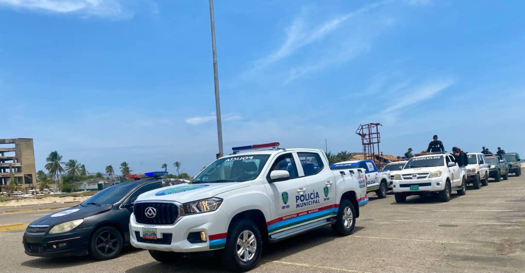 🚨Despliegue de Dispositivo Mixto de Seguridad Ciudadana en el municipio Urbaneja, con la participación del CZGNB-52, GAES-52, CICPC, CPNB, POLIANZOÁTEGUI, POLIBOLIVAR, Bomberos, Protección Civil, VEN 911 y Frente Preventivo