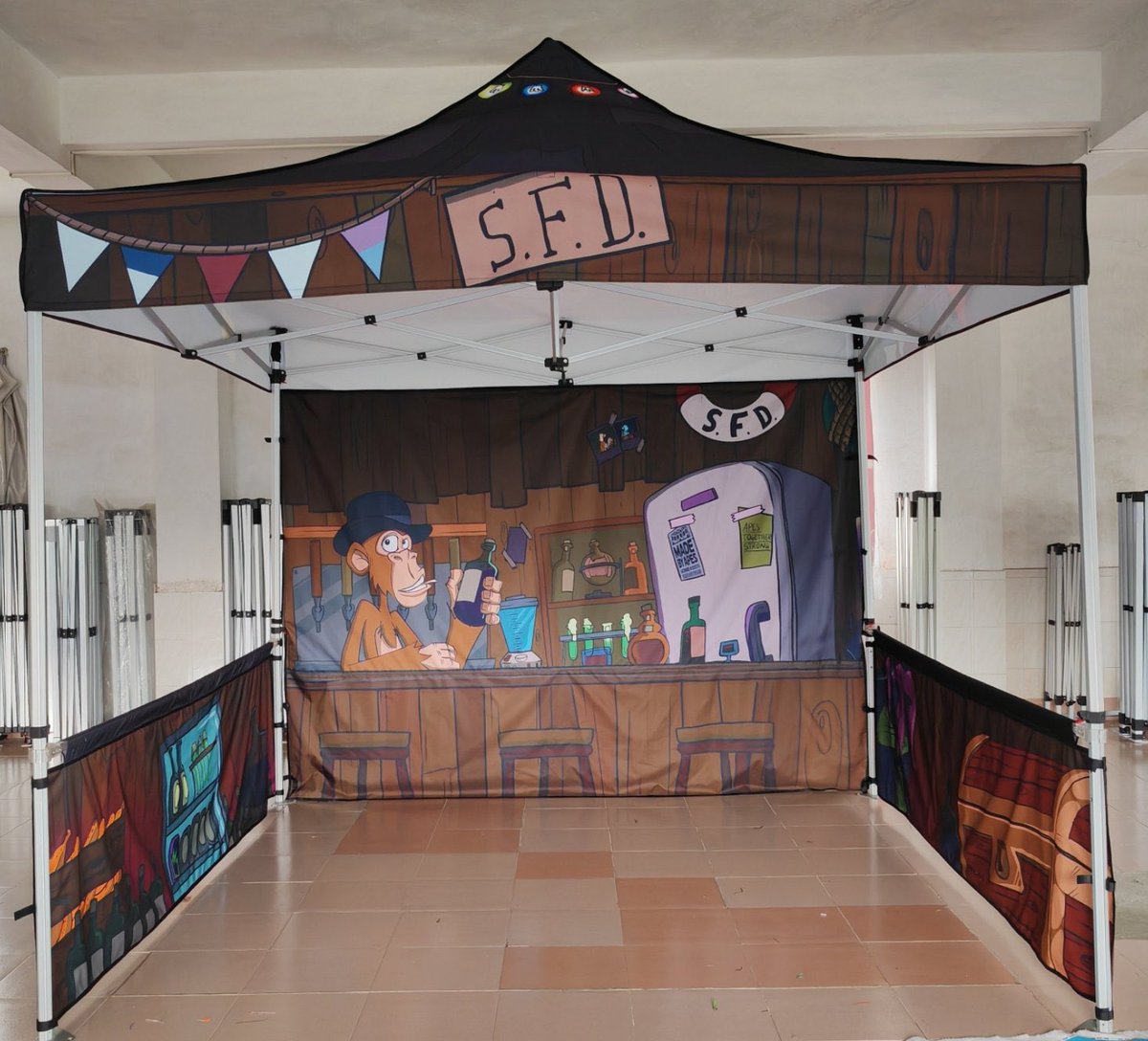 AviAisenberg's tweet image. Pumped to rep my Ape while pouring rum samples at farmers markets around South Florida! Thanks to @idrawanimation and @boringmerch for helping me put this booth together. @BoredApeYC @SoFlaDistillers