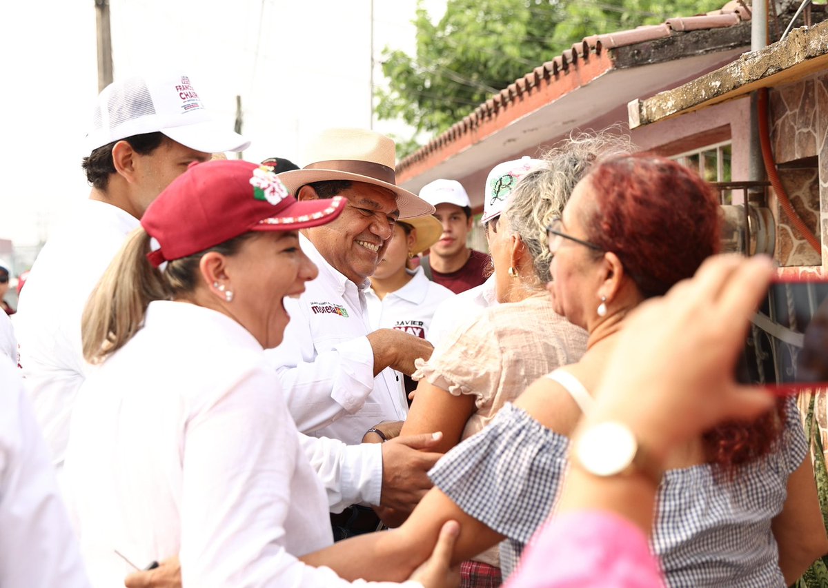 Caminamos nuevamente por las calles de Nacajuca y visitamos a familias en sus casas. Nos recibieron muy bien, hay mucho entusiasmo, la gente está alegre y nos respalda. Vamos a ganar de manera histórica. ¡El pueblo está con la transformación!