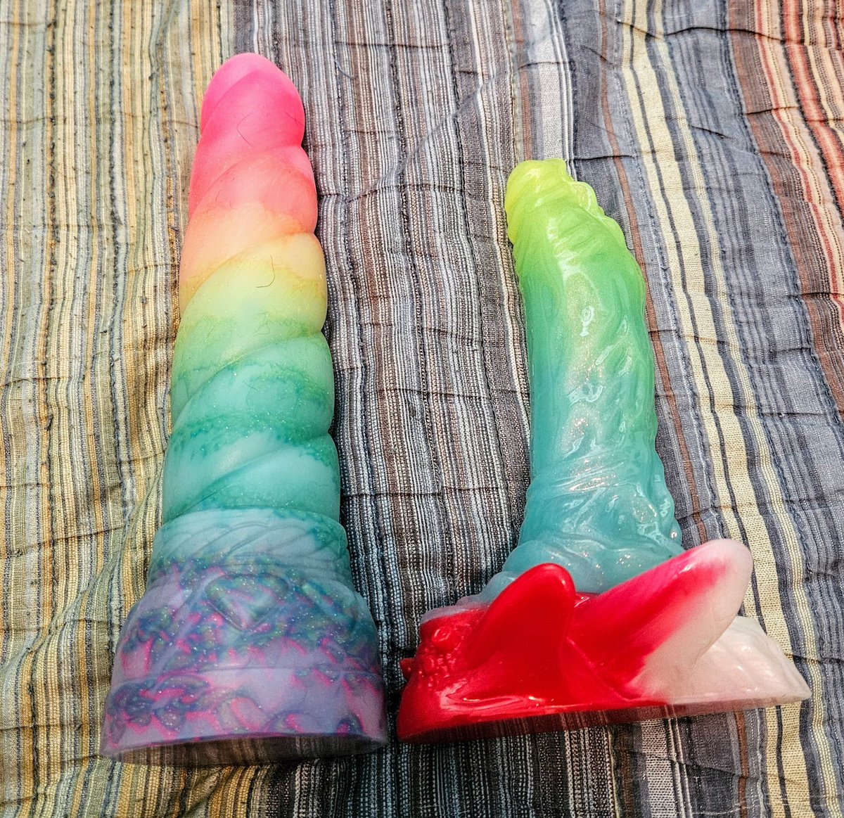 Super low spoons WTT/WTS cause I really want to make a full sales post but just haven't had it in me. I love these, but the ones on the left are far too small for me/too many squishes, and no room for the ones on the right. #dongsales <a href="/baddragonresell/">🔞 Secondhand Silicone 🔞</a> <a href="/2ndhandsweetie/">🎁Secondhand Sweeties🎁</a>