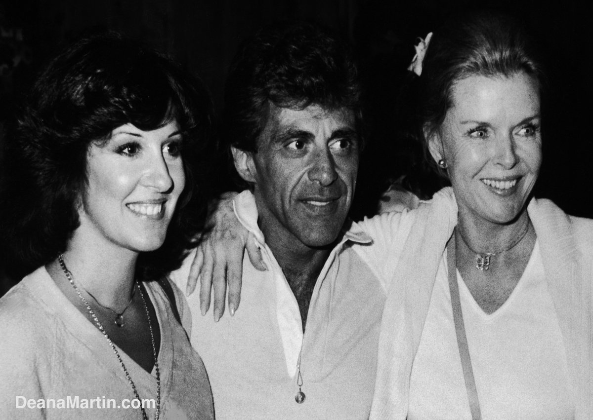 Please join us in wishing Frankie Valli a very happy 90th birthday! 🎉🤗 📸With Frankie Valli & mom Jeanne