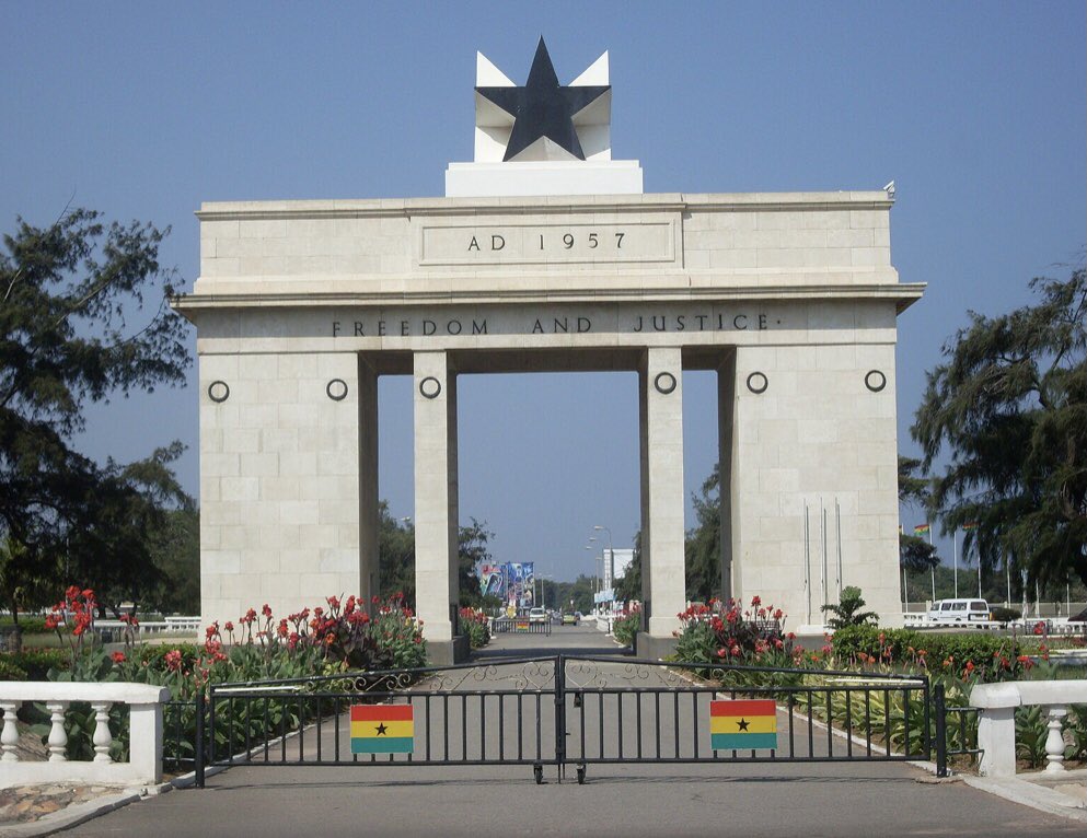 The Independence Arch was constructed in 1961 by Ghana National Construction Company (GNCC), a subsidiary of Solel Boneh International Ltd. with Ghanaian collaboration. 
People wrongly refer to the Black Star Gate(3rd frame) rather as the Arch. 
Know the difference wai😄