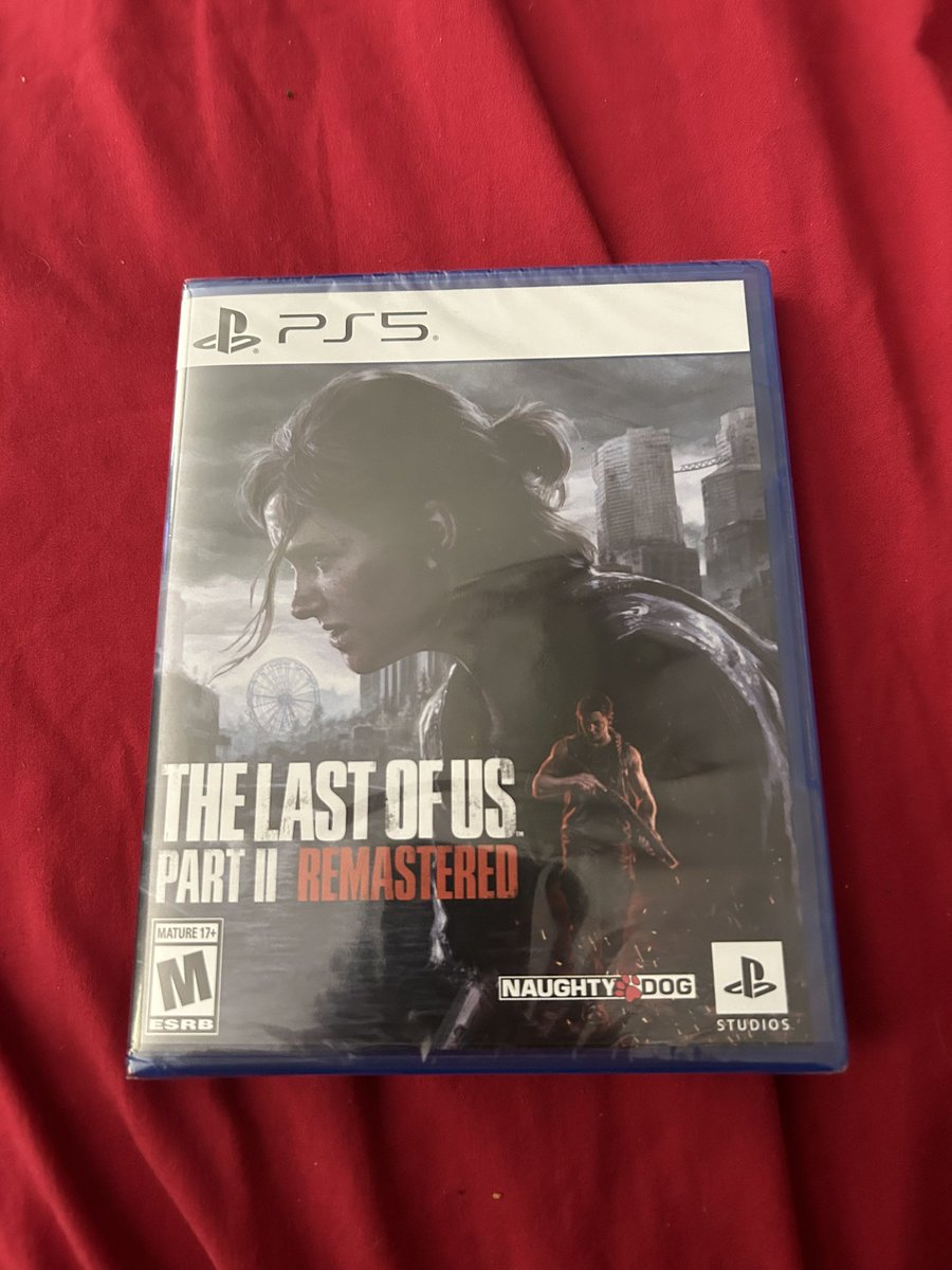 kingdomofevil20's tweet photo. @gamestop i got @thelastofus part 2 remastered w one year warranty i can't wait play it i luv the game. https://t.co/rFf9Vw5Ipw