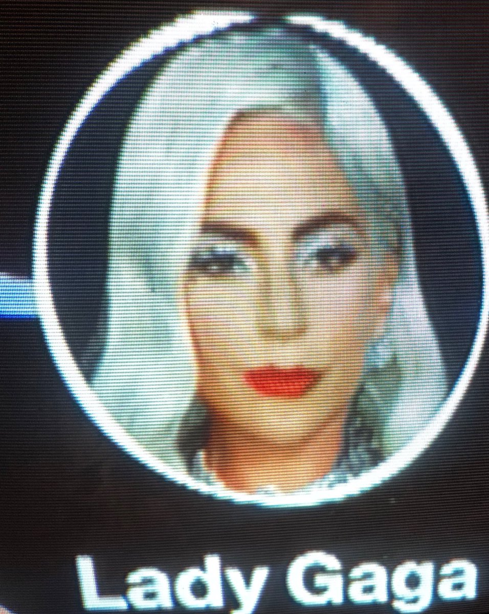 Durante uma matéria da Globo News, Lady Gaga é apresentada em uma árvore de artistas pós Madonna, sendo citada como herdeira e artista que continuará seu legado junto com Beyoncé.