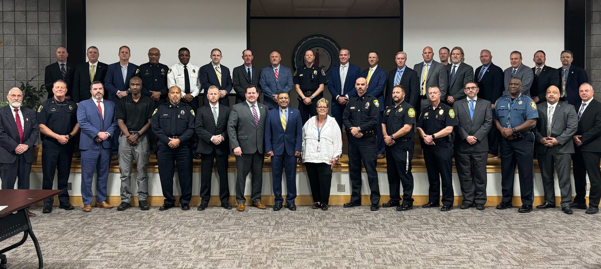 In Richmond, @DrGupta46 joined members of the Washington/Baltimore High Intensity Drug Trafficking Areas Program and local law enforcement leaders to announce more than $16 million in funding to help address the overdose epidemic and crack down on illicit drug trafficking.