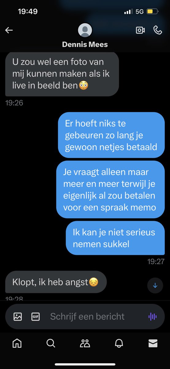 SapphireLillith's tweet photo. ‼️LET OP‼️
@DennisMees87 
Dames opgelet deze sukkel denkt dat hij mij te slim af kan zijn hij belooft dingen, maar verdoet je tijd gewoon.
Hij wilt zogenaamd gechanteerd worden maar betaald niet.
#ikhebjegewaarschuwd https://t.co/vsPQ2WhW6A