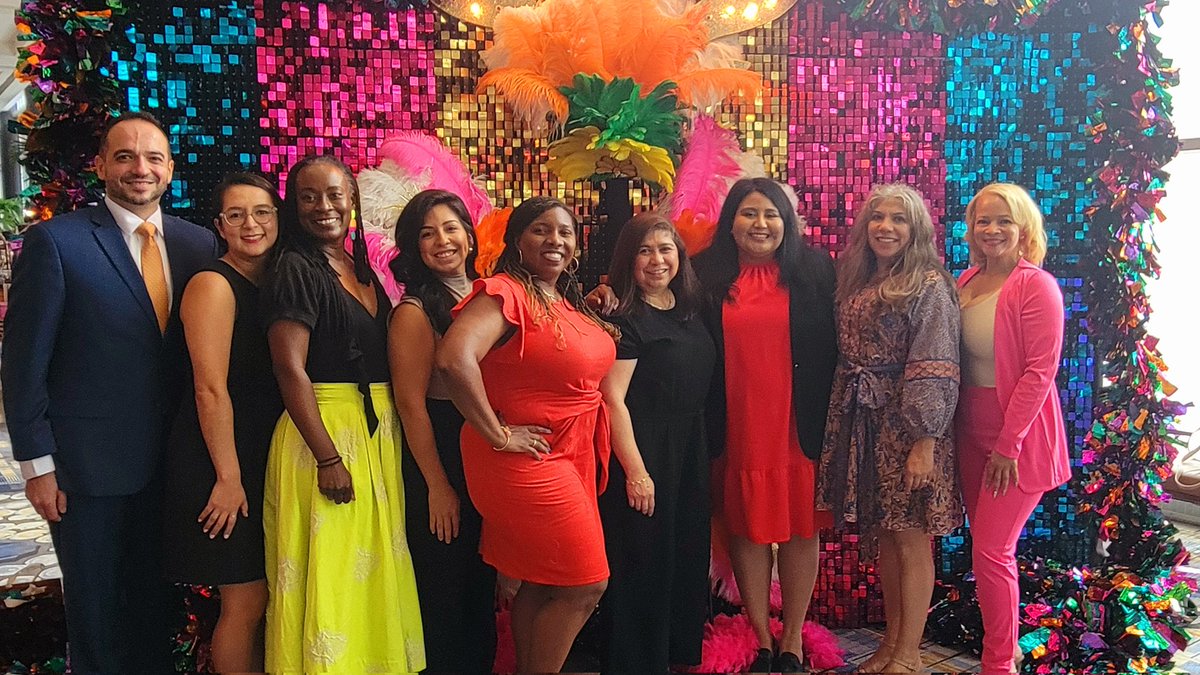 Luvelyo's tweet image. The Latin Women's Initiative Annual Fashion Show and Luncheon gets better every year. The musuc, food, colors, and beautiful fashion...all to make a positive impact for Latin women and children. @MDAndersonNews is excited to contribute to #LWI. Together, we can #EndCancer