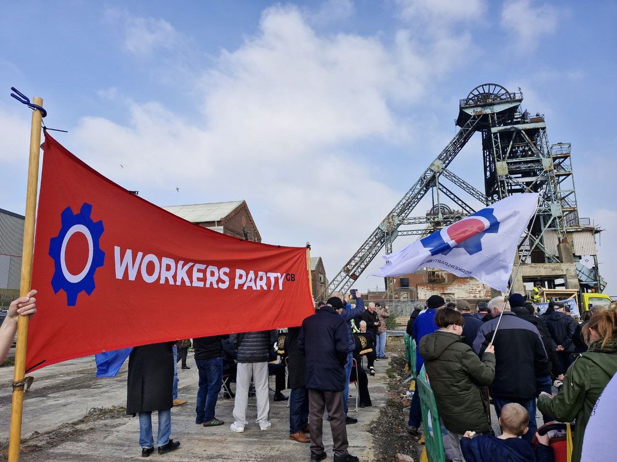 The people who committed the attack on @WorkersPartyGB have put themselves in a situation that absolutely shouldn't have happened. I actually feel sorry for them. There is no room for racism and hatred and there never will be. We are the party of peace. Always will be. ❤️