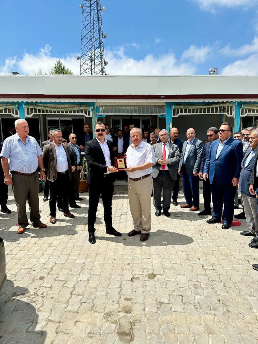 Kaymakamımız Sayın Yasin MERT için düzenlenen veda yemeğine;  Belediye Başkanı Fatih ORHAN, Kurum Amirleri, Mahalle Muhtarları ve ilçe personeli katıldı.
İlçemizde görev yaptığı süre içerisinde hizmetleri ve katkılarından dolayı değerli Kaymakamımıza teşekkür ediyoruz.