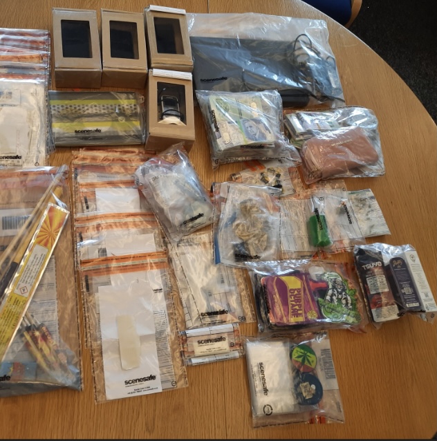 Our officers seized a large quantity of suspected drugs during a large proactive policing operation across the Causeway Coast and Glens area earlier today, Friday, 3rd May. Read more: orlo.uk/jdZmp